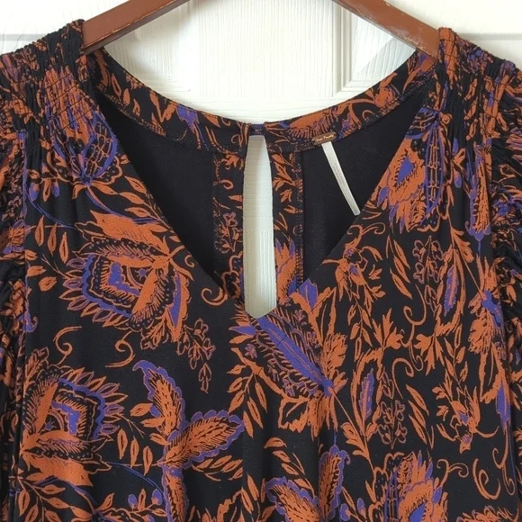 Free People Hello Lover Floral Print Long Puff Sleeve V-neck Tunic Top Black S - Picture 2 of 15